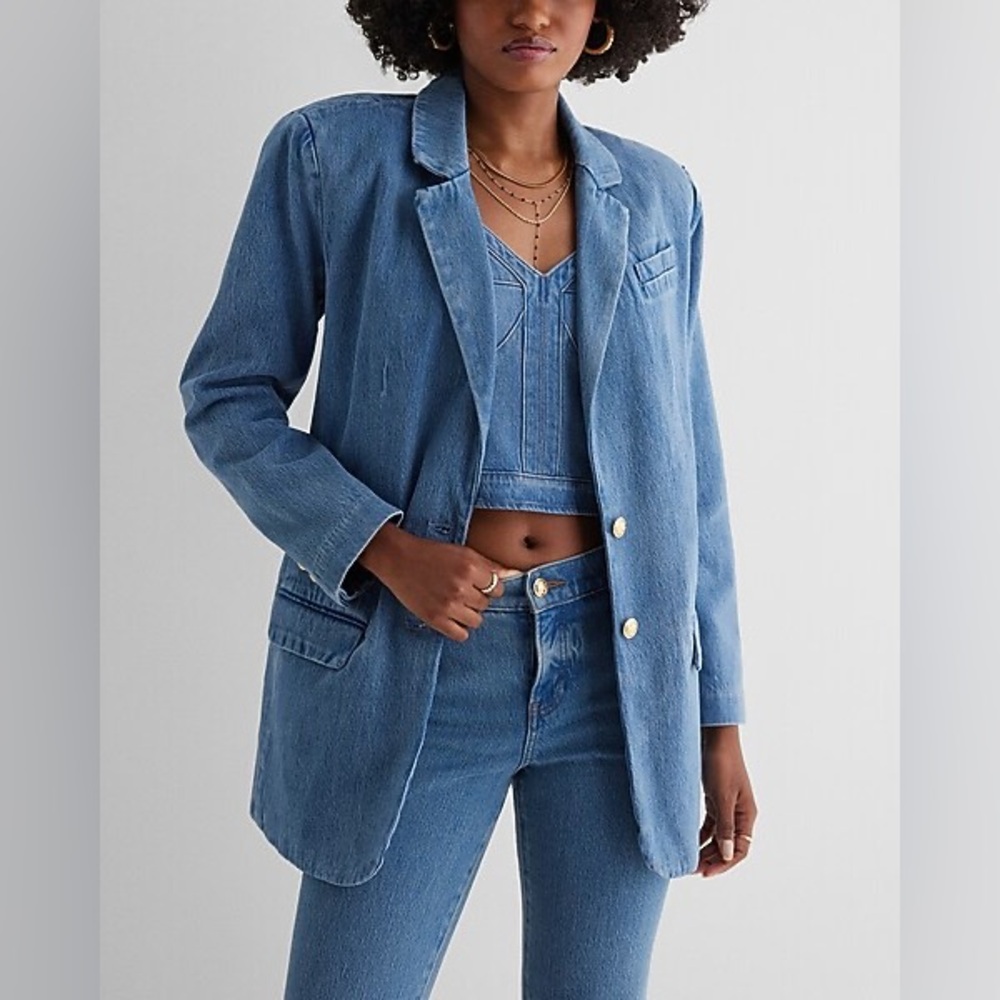 Express Denim Oversized Novelty Button
Blazer size XS